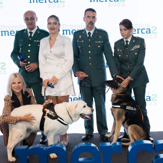 Premio Profesionales Extraordinarios al Equipo Canino Fuerzas y Cuerpos de Seguridad del Estado